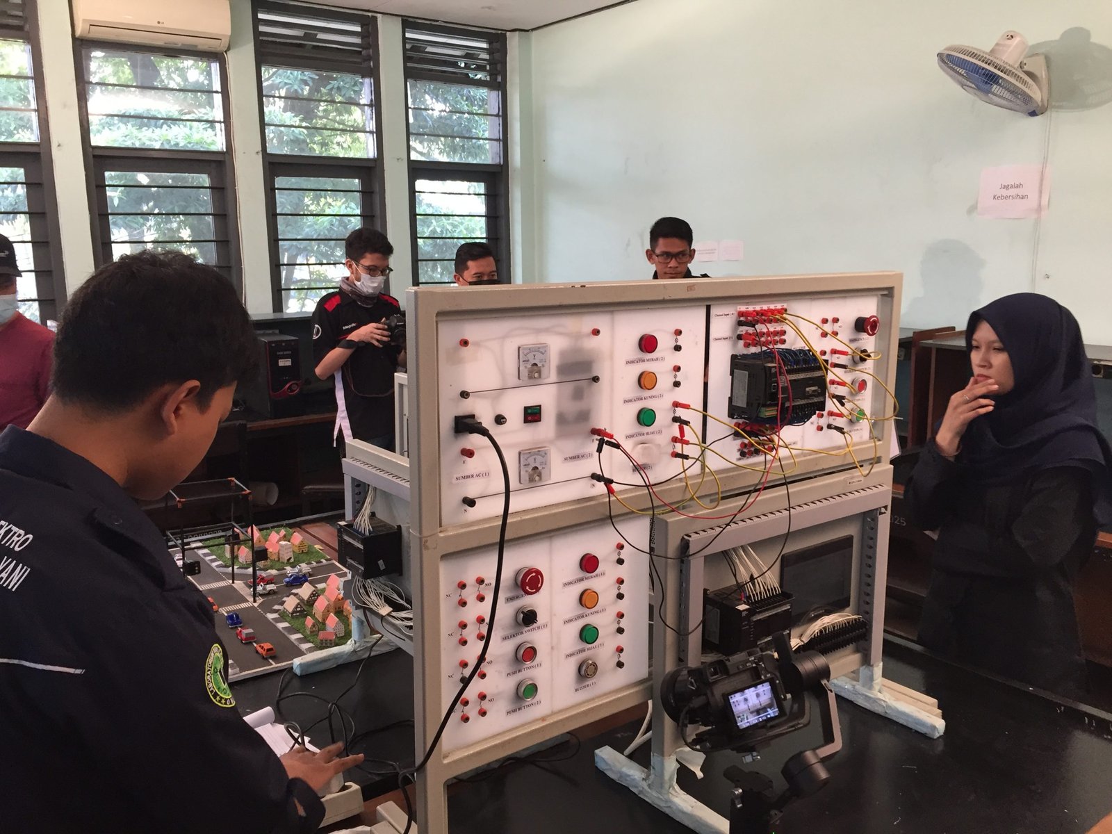 Peneliti modern mengembangkan teknologi baru terinspirasi dari inovasi Nikola Tesla.